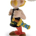 ASTERIX PROUD FIGURE