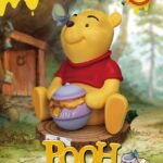 WINNIE THE POOH MASTER CRAFT STATUE