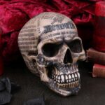 DRACULA TALE SKULL