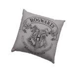 HP HOGWARTS SQUARE CUSHION VACUUM PACK
