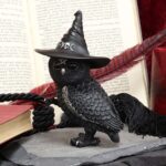 OWLOCEN CULT CUTIE STATUE