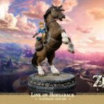 LEGEND OF ZELDA LINK ON HORSE LEGEND ST