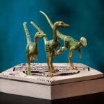 JW ICONS COMPSOGNATUS STATUE