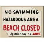 JAWS BEACH CLOSED FLAT MAGNET