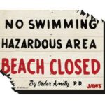 JAWS BEACH CLOSED FUNKY CHUNKY MAGNET