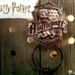 HARRY POTTER HUFFLEPUFF  DOOR KNOCKER