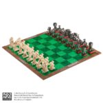 MINECRAFT OVERWORLD HEROES VS HOSTILE MOBS CHESS SET