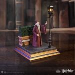 HARRY POTTER PRIVET DRIVE LIGHT UP FIGURINE