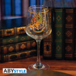 HARRY POTTER - Stemmed glass - "Hogwarts Crest"