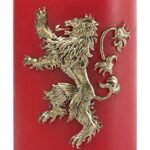 TRONO DI SPADE - Candela in Cera Rossa con logo LANNISTER Metallizzato in Rilievo - Misure 16x10cm - Prodotto Ufficiale HBO