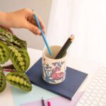 ALICE IN WONDERLAND PEN HOLDER