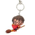 HP HARRY IN QUIDDITCH ROBES FIG KEYCHAIN
