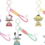 Sanrio Light-Up Camping Lamp Series Keychain with Hand Strap Hello Kitty and Friends Display (9)