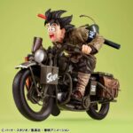 DRAGON BALL Z SON GOKU & BIKE DESKTOP REAL MCCOY EX