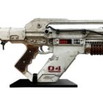 Alien: Romulus Model Life-Size Replica Pulse Rifle HCG Exclusive Weathered Edition 71 cm