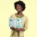Disney by Loungefly Crossbody Princess Tiana Recipe Book - immagine 3