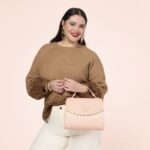 Disney by Loungefly Crossbody Bag Mickey & Friends All-Over Print - immagine 2