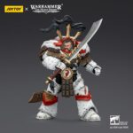 Warhammer 40,000 Action Figure White Scars Legion Praetor in Cataphractii Terminator Armour with Cyber Hawk Chogorian sword and combi-melta 14 cm - immagine 5