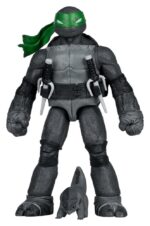 Teenage Mutant Ninja Turtles Page Punchers Action Figure (Black White & Green) (Red Platinum Edition) 13 cm - immagine 3