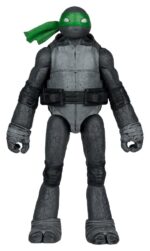 Teenage Mutant Ninja Turtles Page Punchers Action Figure Michelangelo (Black White & Green) (Red Platinum Edition) 13 cm - immagine 4