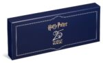 Harry Potter Celebration Wand Harry Potter 25th Anniversary Wands and Sorcerer's Stone Set - immagine 3