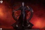 THE CROW 1:3 SCALE STATUE DELUXE EDITION - immagine 2