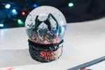 STRANGER THINGS THE UPSIDE DOWN SNOW GLOBE - immagine 5