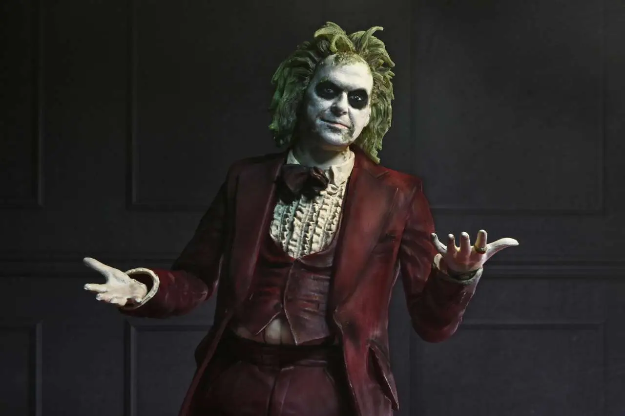 106860__797850542 BEETLEJUICE 2 BEETLEJUICE RED TUXEDO ULTIMATE AF - immagine 1