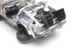 BACK TO THE FUTURE 2 DE LOREAN DIE-CAST 1:18 SCALE MODEL - immagine 6