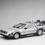 BACK TO THE FUTURE  DE LOREAN DIE-CAST 1:18 SCALE MODEL