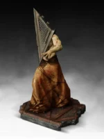 SILENT HILL PYRAMID HEAD 1/4 STATUE - immagine 2