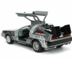 BACK TO THE FUTURE PART I - 1982 DE LOREAN DMC 12 -  40TH ANNIVERSARY LIMITED EDITION 1:24 DIE-CAST MODEL - immagine 4
