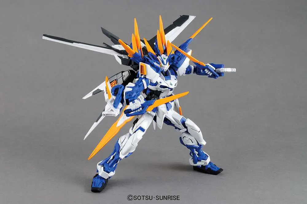 28032__29666567 MG GUNDAM ASTRAY BLUE FRAME D 1/100 - immagine 1