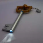 KINGDOM HEARTS LIGHT UP KEYBLADE - immagine 5