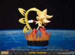 SONIC SUPER SHADOW STATUE - immagine 7