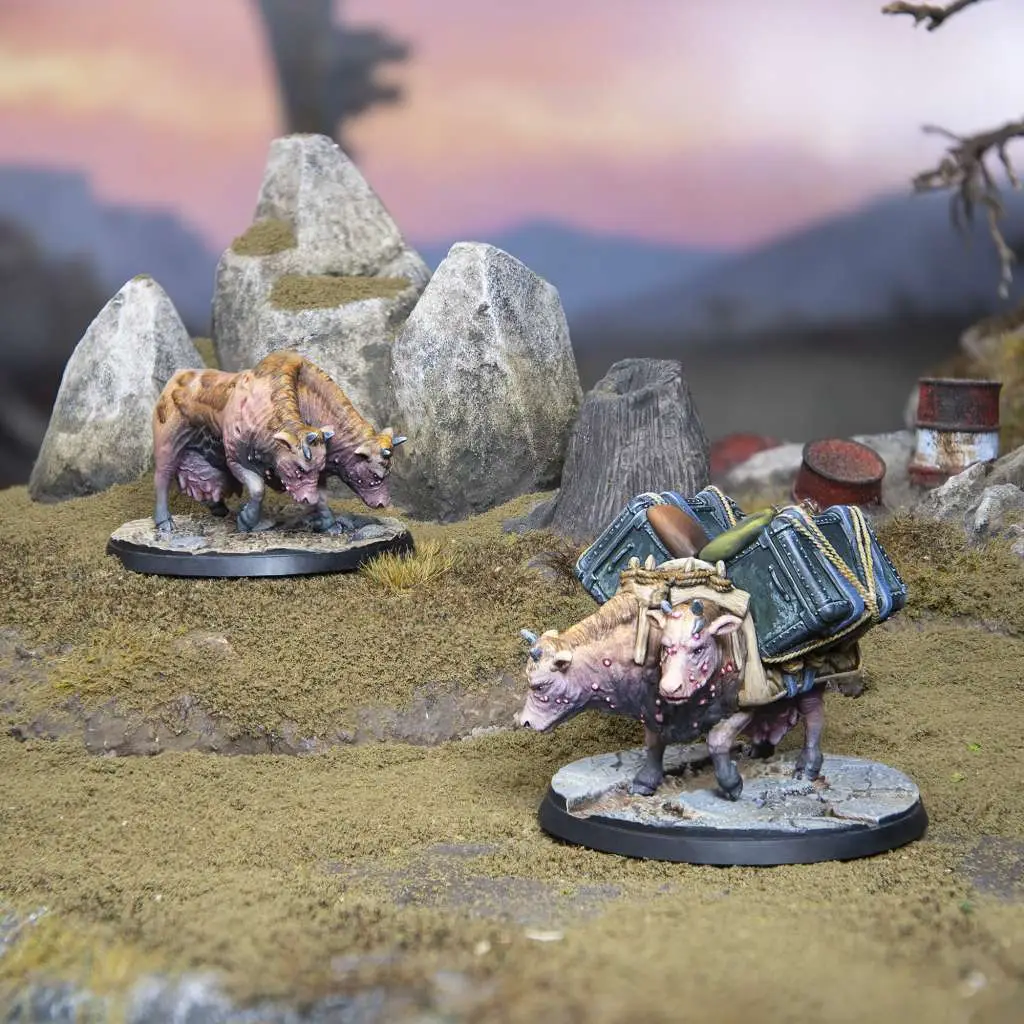 92583__1311585998 FALLOUT WW CREATURES BRAHMIN HERD - immagine 1