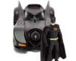Batman 1989 - Batmobile With Batman - 1:24 Die-Cast Model - immagine 7