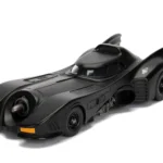 BATMAN 1989 BATMOBILE & BATMAN 1/24 DIE-CAST MODEL