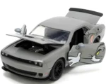 TOM & JERRY 2015 DODGE CHALLENGER HELLCAT & JERRY 1/24 DIE-CAST MODEL - immagine 7