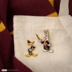 BUGS BUNNY & DAFFY DUCK AT HOGWARTS PIN SET (2) - immagine 6