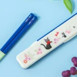 KIKI DELIVERY SERVICE JIJI FLOWER 18CM CHOPSTICKS BOX SET - immagine 4