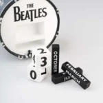 THE BEATLES 3D PERPETUAL CALENDAR - immagine 8