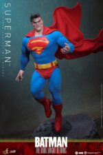 Batman: The Dark Knight Returns Comic Masterpiece Action Figure 1/6 Superman 34 cm - immagine 3