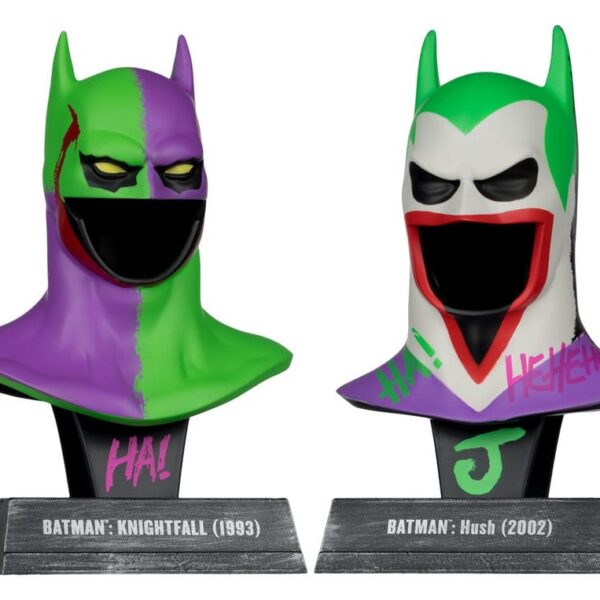 Batman DC Direct Mini Replica 1/3  2-pack Batman Cowls Hush & Knightfall (Jokerized) (Gold Label) 18 cm