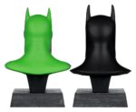 Batman DC Direct Mini Replica 1/3  2-pack Batman Cowls Hush & Knightfall (Jokerized) (Gold Label) 18 cm - immagine 4