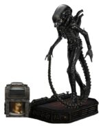 Alien (Film) Museum Masterline XL Statue 1/3 Big Chap Xenomorph Close Up Shot Ver. DX Bonus Version 100 cm
