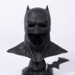 Justice League: Batman v Superman: Dawn of Justice Replica 1/1 Batman Cowl 51 cm