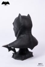 Justice League: Batman v Superman: Dawn of Justice Replica 1/1 Batman Cowl 51 cm - immagine 4
