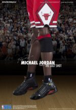NBA Collection Real Masterpiece Actionfigur 1/6 Michael Jordan Series 2 (Road Jersey Edition) 33 cm - immagine 5