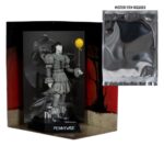 It Welcome to Derry Movie Maniacs Figure Pennywise (Black & White) 16 cm - immagine 4